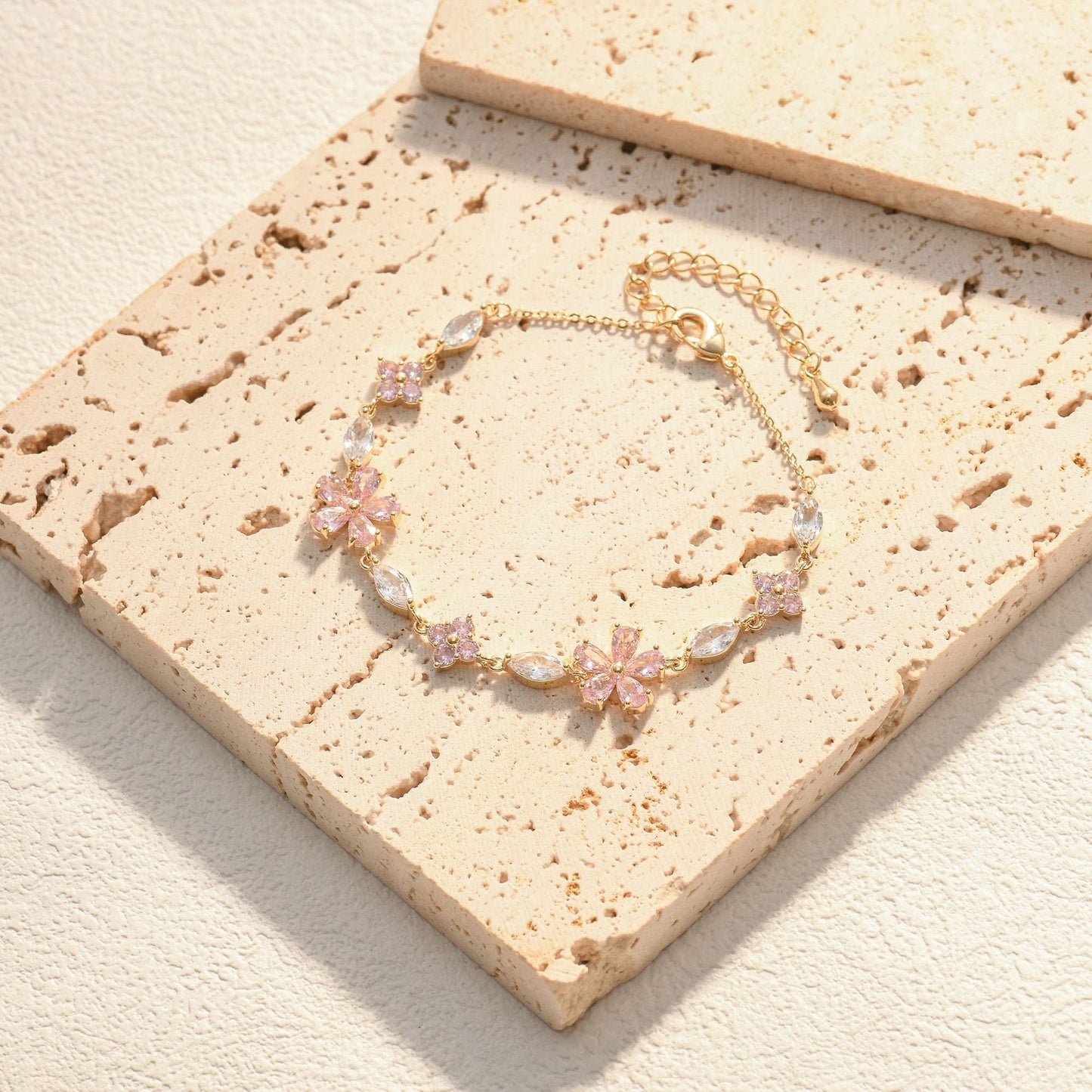 18K Gold Plated Chain Bracelet for Women and Girls,Hypoallergenic Link Bracelets as Jewelry Gifts